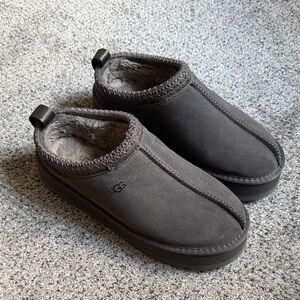 UGG Tasman Platform Slippers